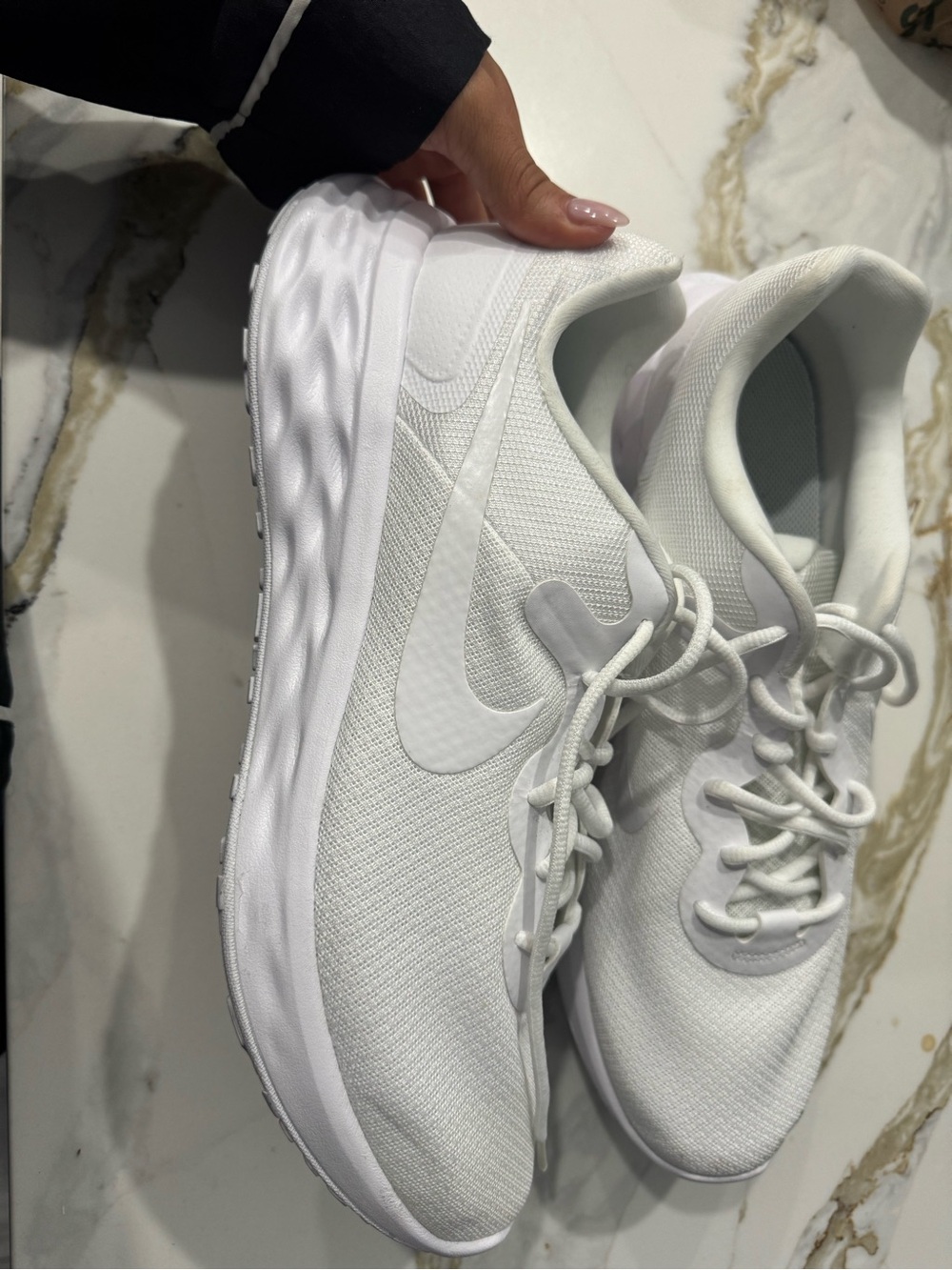 Nike Women's White Lightweight Athletic Sneakers